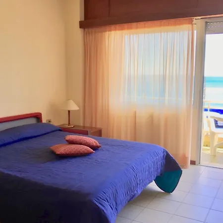 Garden Lido Aparthotel 3*