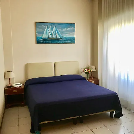 Garden Lido Aparthotel 3*